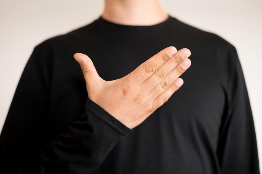 «На грани жизни и смерти»: врачи взволнованы проблемой с руками у Костомарова