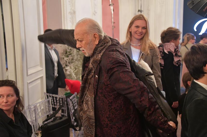 У Бедроса Киркорова отнялась нога после уколов «какого-то лекаря» в Адлере