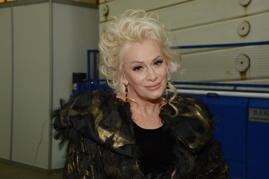 «Это ненормально»: Наталия Гулькина дважды оскорбила уехавшую Аллу Пугачеву