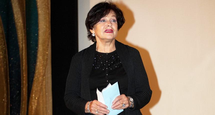 «Всё тело дрожит»: сиделка Натальи Фатеевой сообщила о резком ухудшении здоровья актрисы