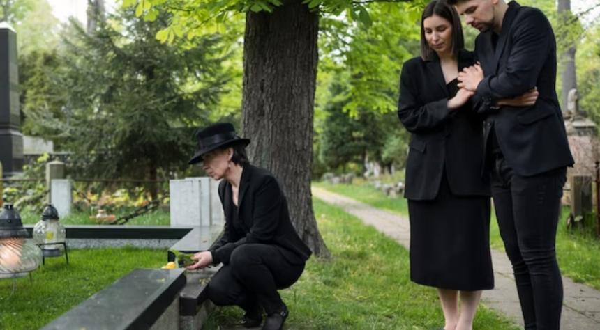 Жена Панина купила место на кладбище за полгода до внезапной смерти супруга