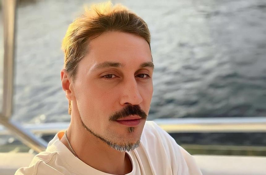 Спасали индийские врачи: Дима Билан потерял голос из-за инфекции в горле