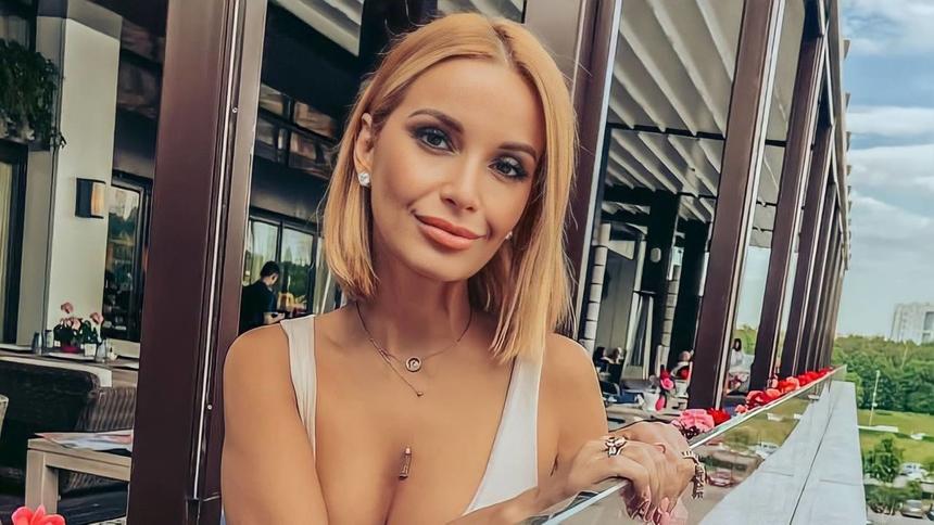 «Она, бедная, так ждала»: отец Жанны Фриске выступил с заявлением после рождения дочери Ольги Орловой