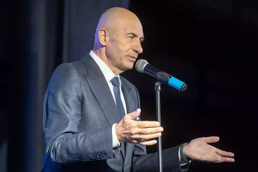 «Двойной открытый перелом ноги»: Игорь Крутой рассказал о состоянии 89-летней матери