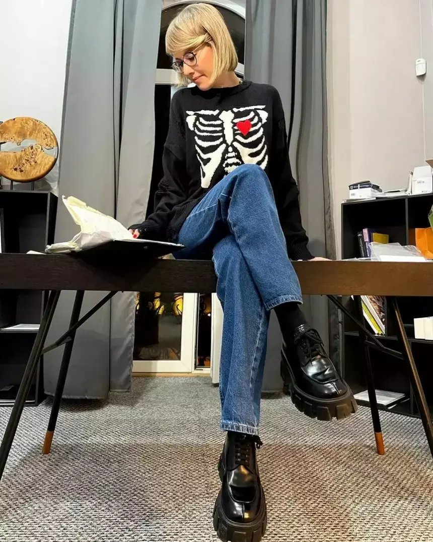 Подняли на смех: потолстевшая Ксения Собчак опозорилась во время рекламы одежды