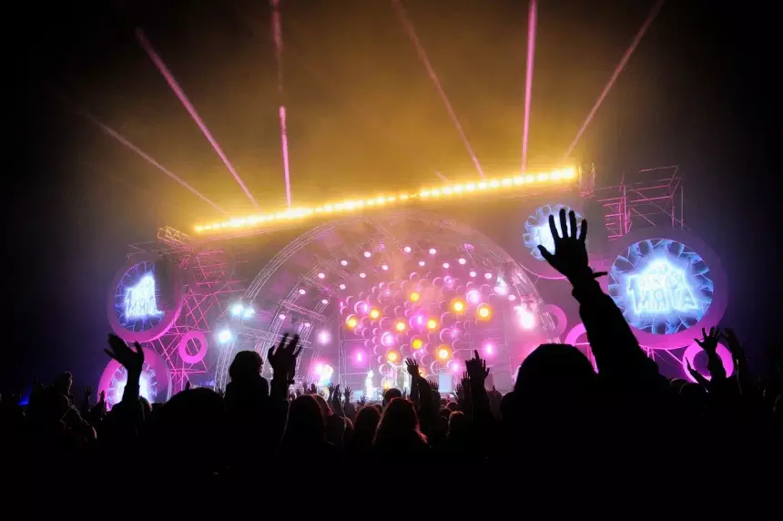 Леонид Агутин впервые выступит на музыкальном фестивале «Дикая Мята»