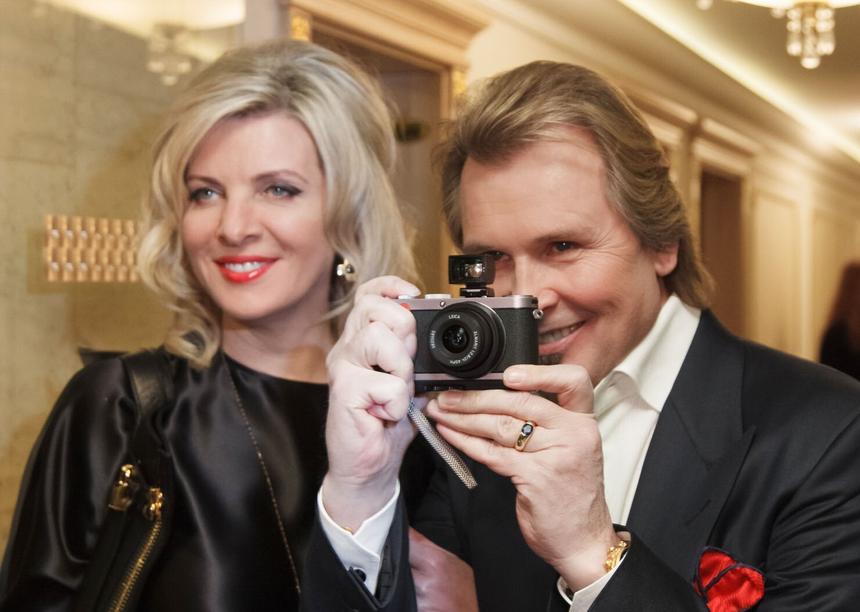 «Не задыхается»: жена Александра Малинина узнала о его состоянии из сообщения в соцсетях