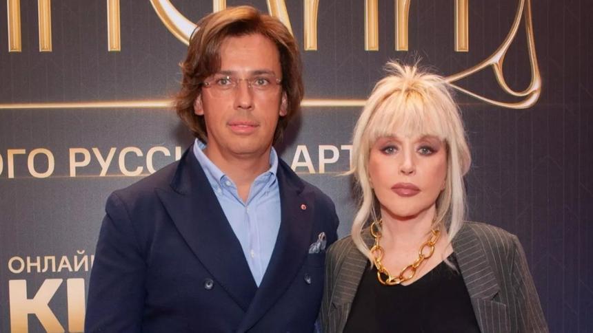 Глубокие морщины и уставший вид: ухаживающий за больной женой Галкин* заметно осунулся