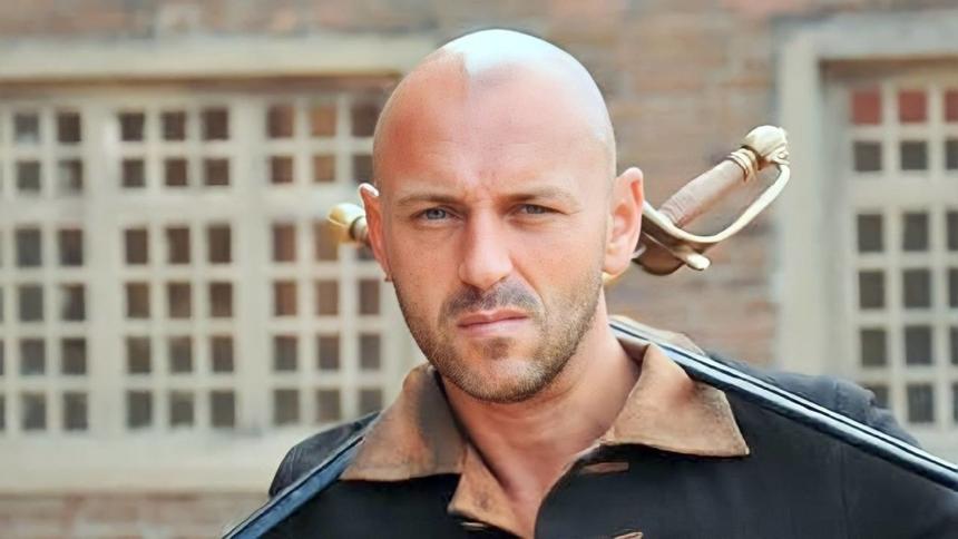 Звезда сериала «След» Николай Зазуля умирает от рака в нищете и одиночестве, глядя на макет солнца