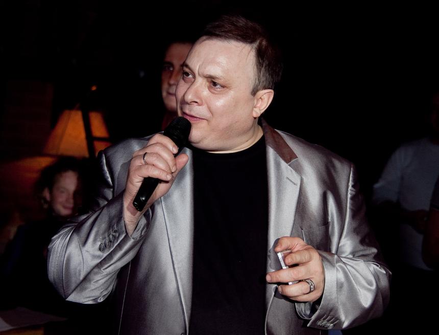 «Получил инвалидность»: продюсер «Ласкового мая» Разин заявил о серьезной травме ноги