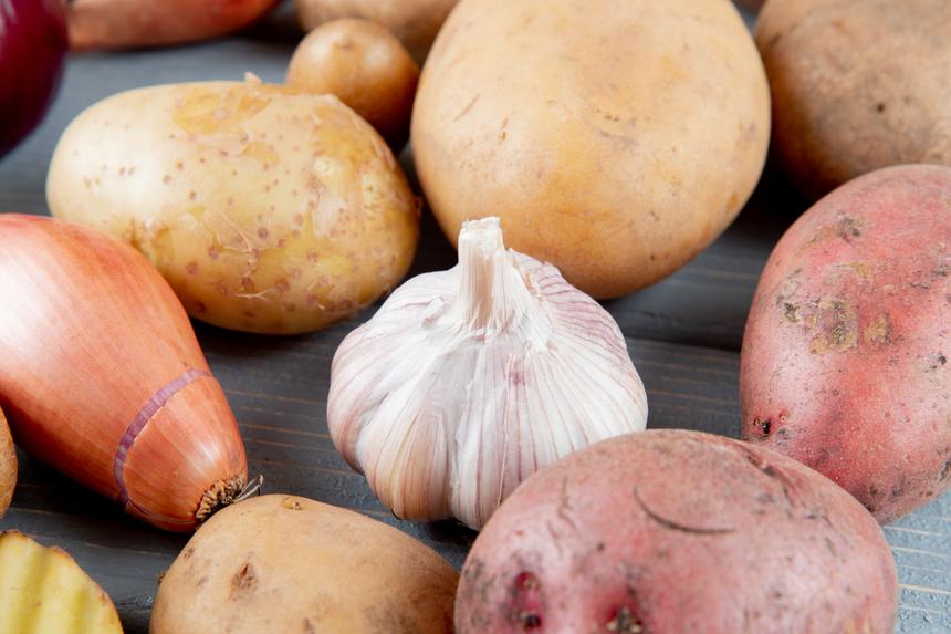 Ест картошку и лук: легендарный фокусник Амаяк Акопян вынужден жить на 20 тысяч в месяц