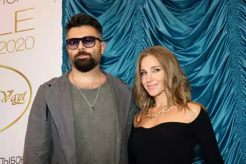 Показал беременную Ковальчук: Алексей Чумаков поделился своим счастьем