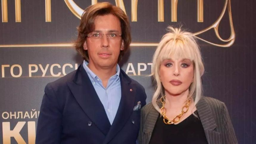 Черная метка: почему Галкин* и Пугачева никогда не смогут избавиться от замка в Грязи