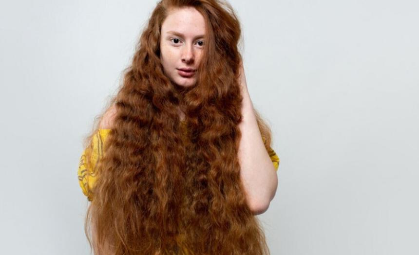 Девушка съела килограмм собственных волос