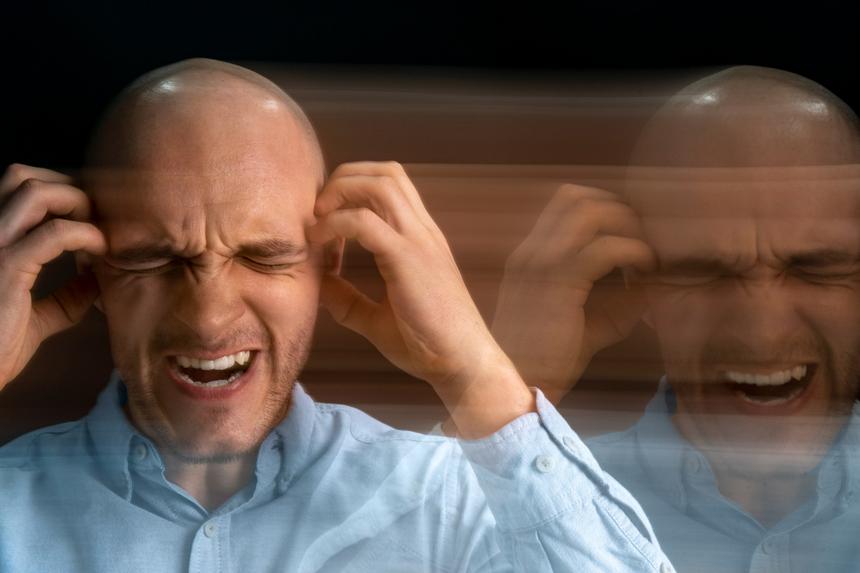 Потерял работу: что превратило совершенно здорового москвича в психопата, толкнувшего подростка под поезд