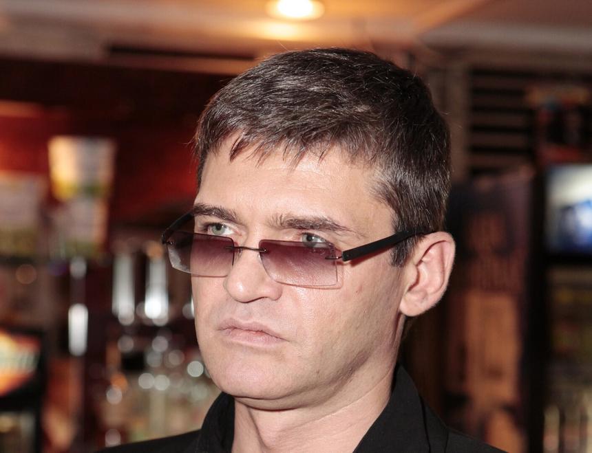 Игорь Лифанов остался без паспорта, проехав от аэропорта с частным извозчиком