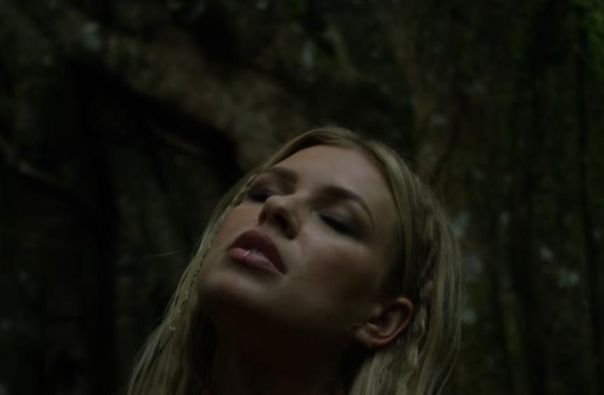 © Скрин видео, YouTube-канал «@user-qn7wo2cn9r»