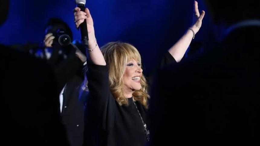 Скрыть не получилось: Пугачева заменила вечно работающего Галкина* брутальным мужчиной