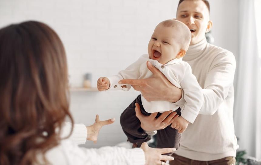 Названы роковые ошибки родителей, навсегда способные убить самооценку ребенка