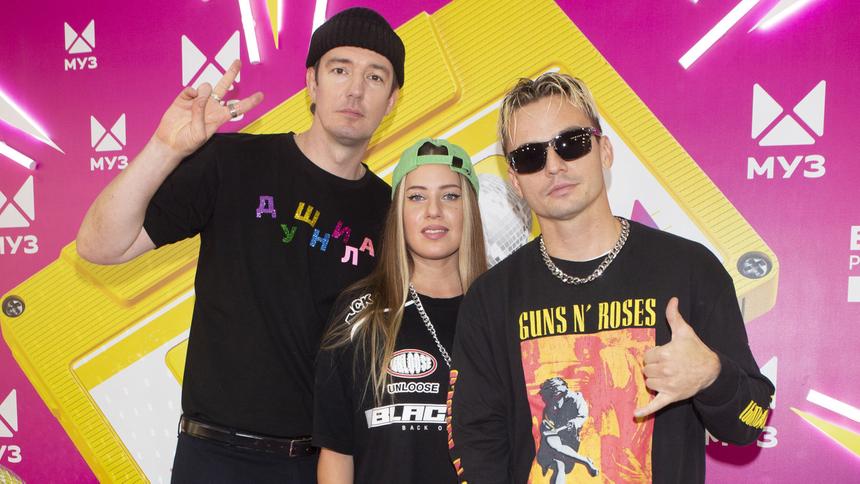 Группа 5sta Family выпустит песню, купленную у Мари Краймбрери 7 лет назад