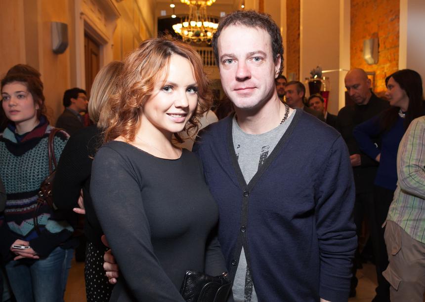 Пожаловались в трудовую инспекцию: фанаты МакSим отреагировали на эксплуатацию певицы в больном состоянии