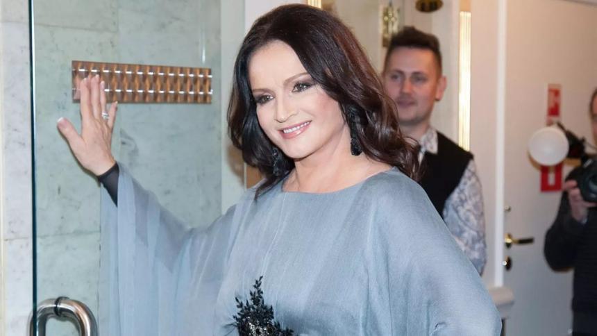 «Есть хранилище, как у Скруджа Макдака»: на какие деньги живет пропавшая с радаров София Ротару