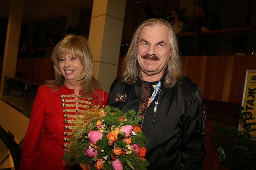 «Почку убрали, шунтирование сделали»: 77-летний Владимир Пресняков перенес несколько серьезных операций