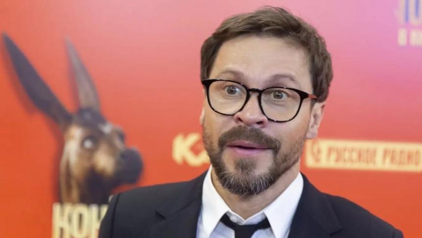 Актер Павел Деревянко получил условный тюремный срок за сутенерство