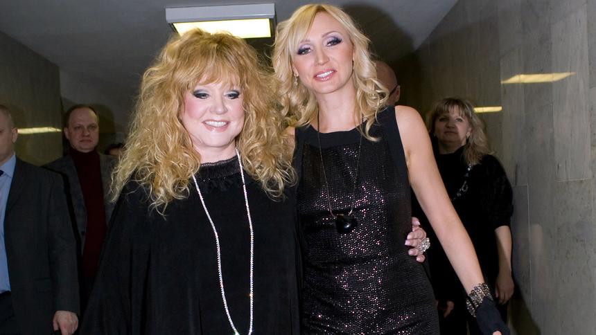 «Алле уже не надо петь»: Пугачеву направили выступать в дом престарелых