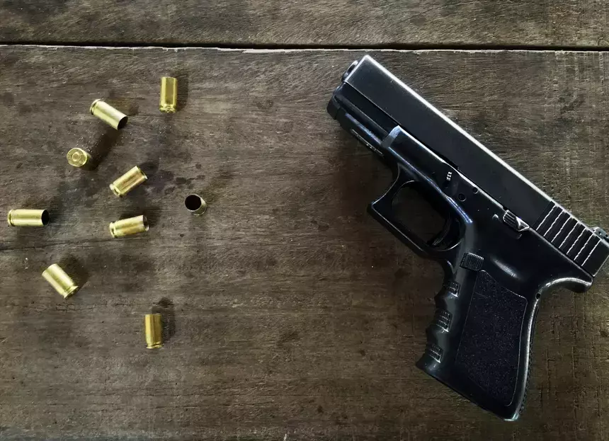 Негативный отзыв в Сети привел к драке двух владельцев шиномонтажа