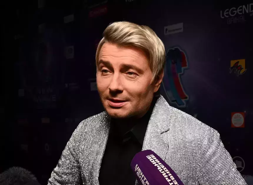 Пришлось страдать физически: Николай Басков рассказал о проблемах в начале карьеры