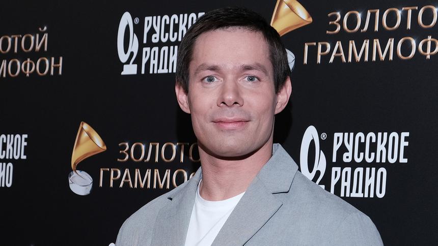 «Получал удовольствие»: Стас Пьеха оправдался за свое скандальное поведение на «Фабрике звезд»