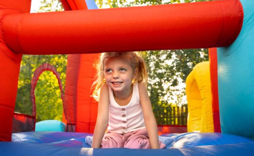 Сотрудники силовых служб арестовали парк аттракционов