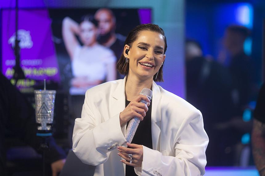 «Дима меня спас»: певица Seville рассказала о работе с Биланом и призналась ему в любви