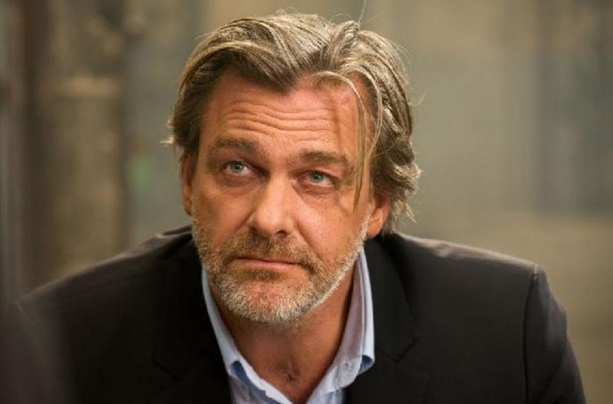 Не дожил три дня до 59-летия: умер актер сериала «Рим» Рэй Стивенсон