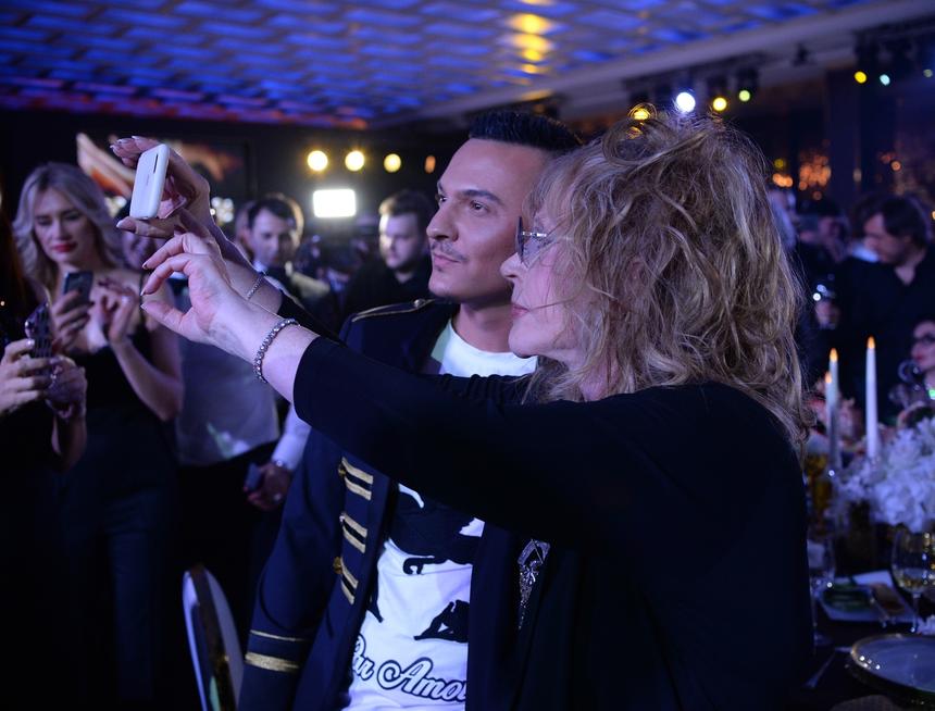 Виноваты не уколы красоты: у Аллы Пугачевой произошел выворот века