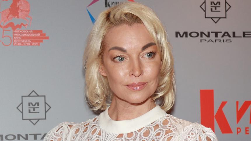 «Тряслись окна»: Анастасия Волочкова рассказала о сбитом возле ее дома беспилотнике