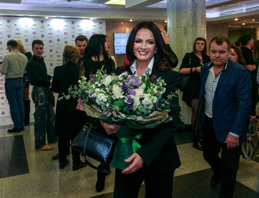 «Ей никто не нужен»: Лайма Вайкуле уличила в обмане отказавшуюся от общения с ней Ротару