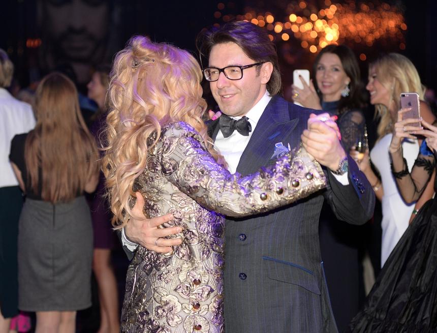 «Часть жизни закончена»: 51-летний Андрей Малахов сообщил о семейной трагедии