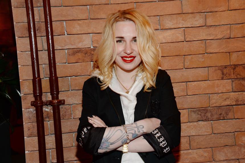 «Поджег дверь»: Валерия Гай Германика сообщила о приставаниях соседа