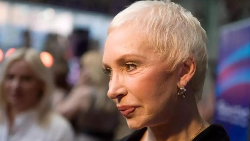 «Артистка народная сидит без работы»: Садальский набросился на Варшавера из-за Васильевой