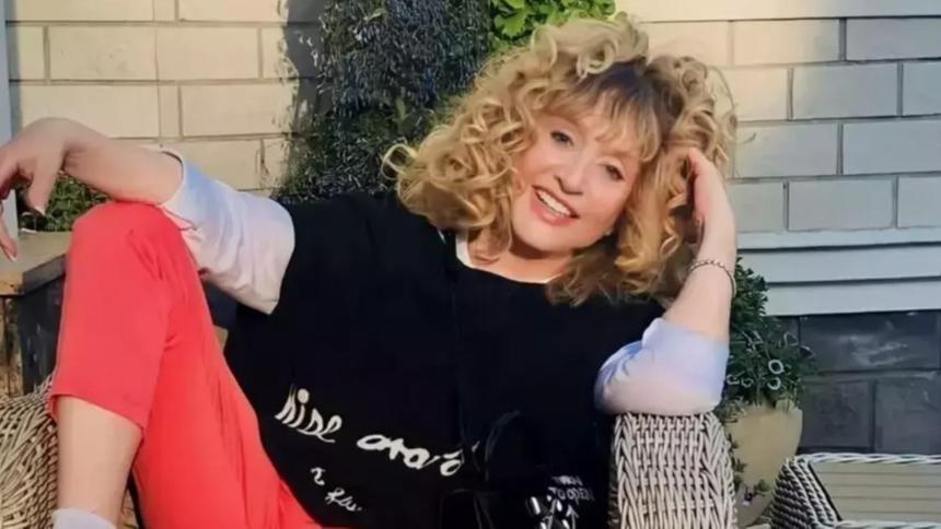 Пухлые губы, «поплывшие» скулы и длинный нос: как выглядит Пугачева после последней пластики