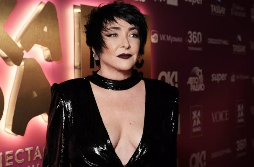 «Замены ей по масштабности не вижу»: Лолита назвала Пугачеву великой певицей