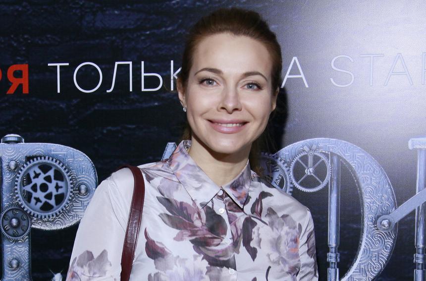 «Вырвали клок волос, на шее следы кровавые»: Гусева едва не погибла от рук разъяренной толпы