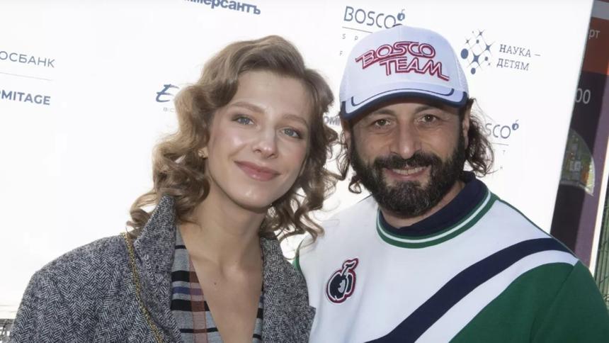 На фоне сообщений о разводе Арзамасова раскрыла, что на самом деле происходит в ее браке с Авербухом