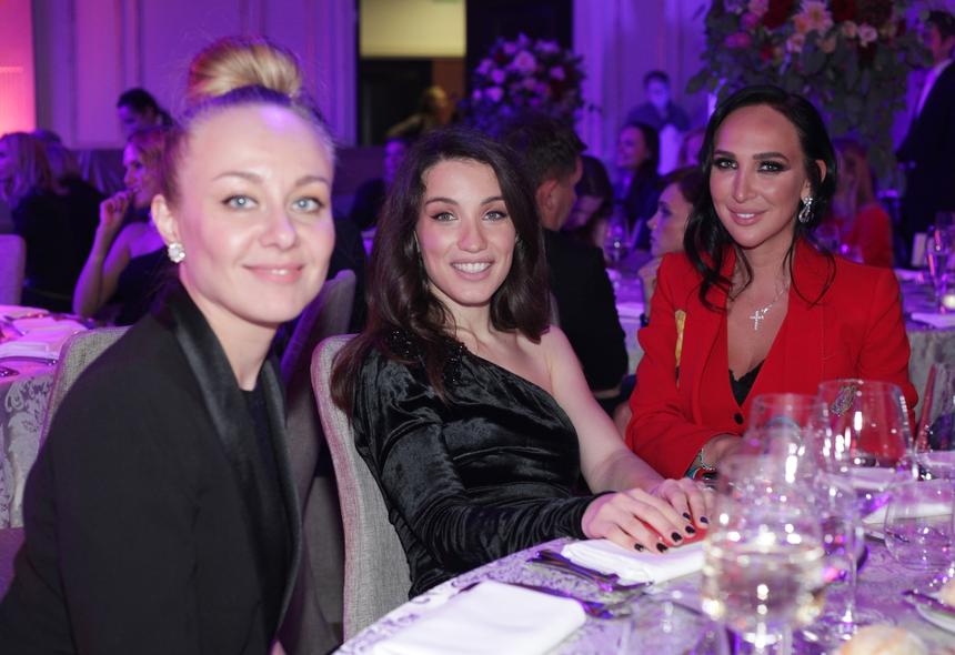 Неизвестный ночью проник в номер певицы Виктории Дайнеко в Якутске