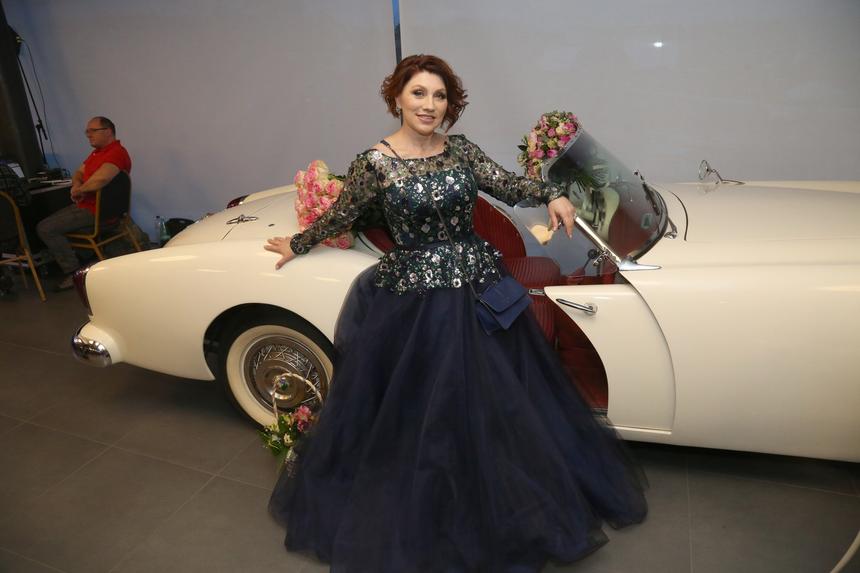 «Мы на паузе»: Роза Сябитова ответила на вопросы о новых выпусках шоу «Давай поженимся»