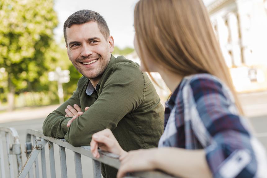 Психолог Романив: 5 мифов о том, что настоящие мужчины ценят в женщинах