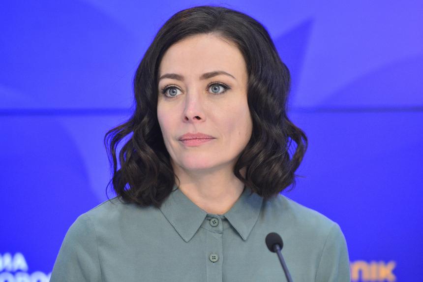 Актриса Екатерина Волкова похвасталась в соцсетях роскошным букетом от тайного поклонника