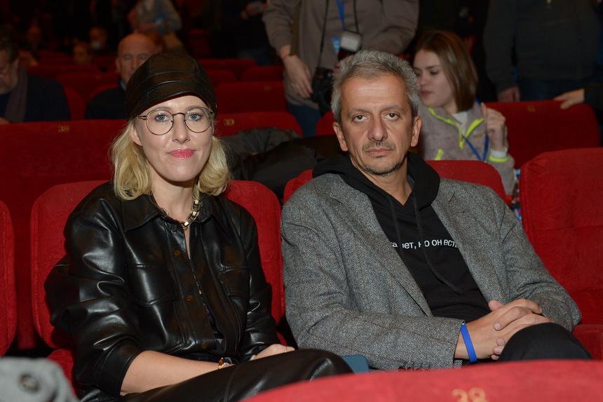 На свидание пришла с охраной: Богомолов рассказал, как завоевать сердце неприступной Ксении Собчак